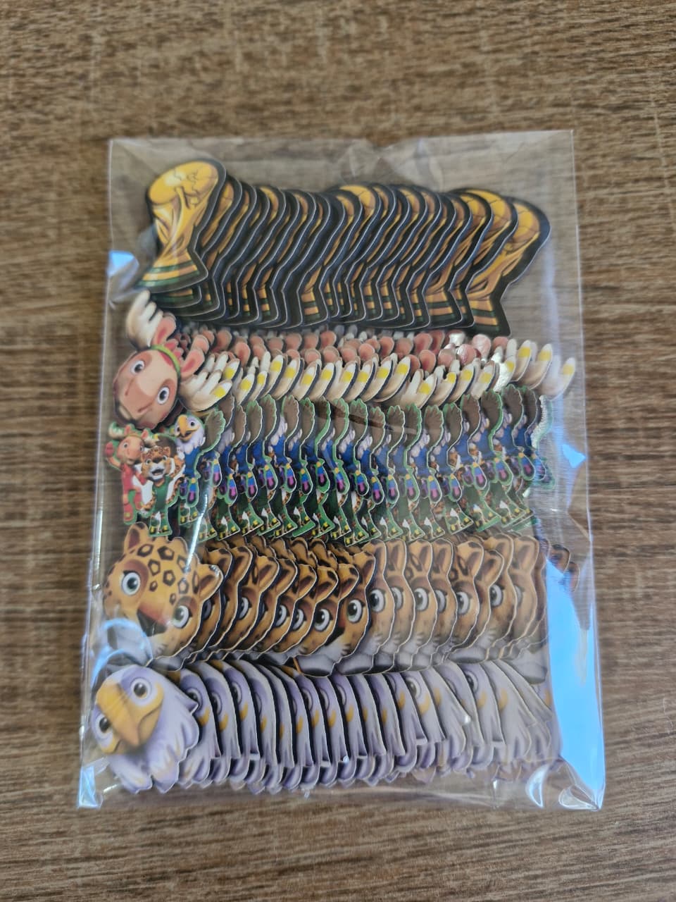 COPA DO MUNDO APLIQUES TAMANHO P